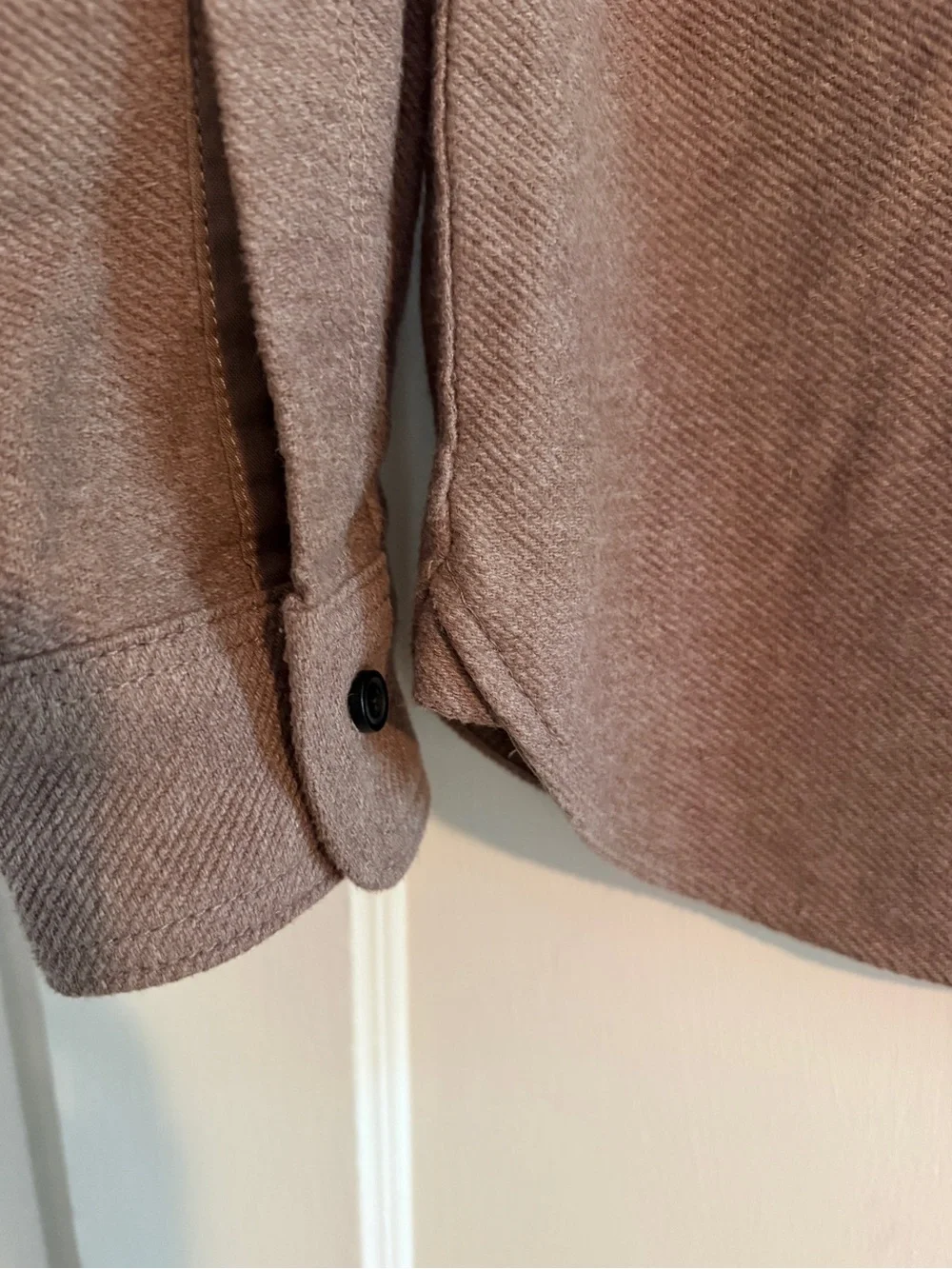 Everlane Men’s Everlane Heavyweight Cotton Overshirt Heathered Brown Medium $138